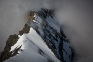 Ein spektakulärer Ausblick bot sich uns hinab auf den Zackengrat