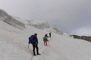 Wir passieren den Gletscherbruch am Piz Palü