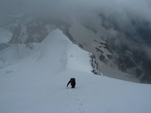 Von der östlichen Schulter des Piz Palü steigen wir weiter auf