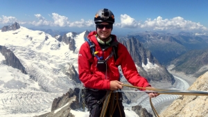 Dennis beim Sichern am Dent du Géant