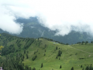 Und auch der Blick ins Tal sieht wieder freundlicher aus