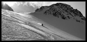 Erika geniesst den wenigen Powder