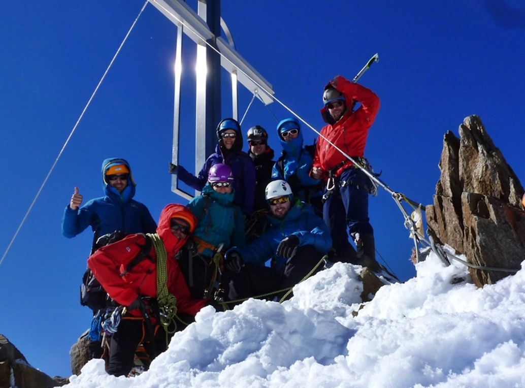 Das Bergzeit Alpincamp: Mountain Equipment Eiswand-Biwak