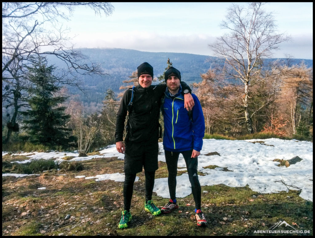 Dennis & Flo beim Trailrunning im Winter