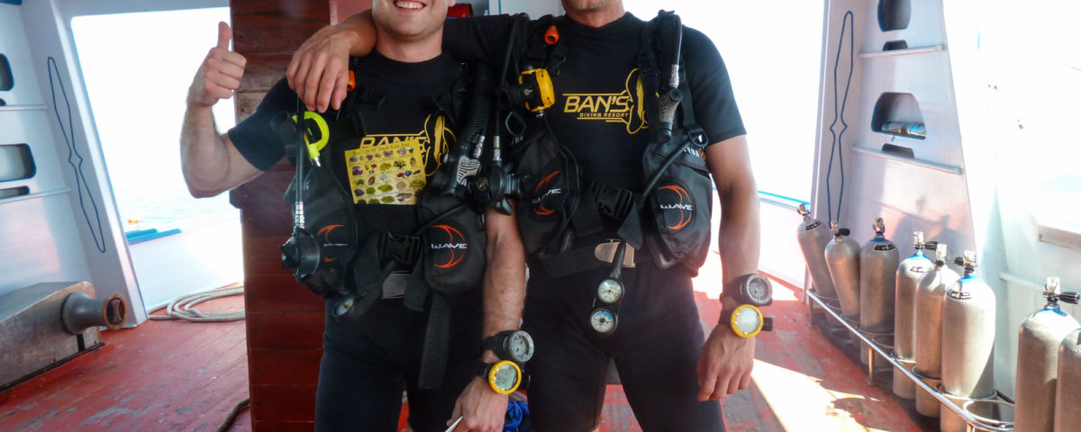 Fertig für die ersten Tauchgänge des Advanced Open Water Diver