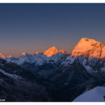 Die letzten Sonnenstrahlen über dem Makalu und diversen 7000ern