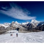 Erste Schneeziren über dem Mount Everest